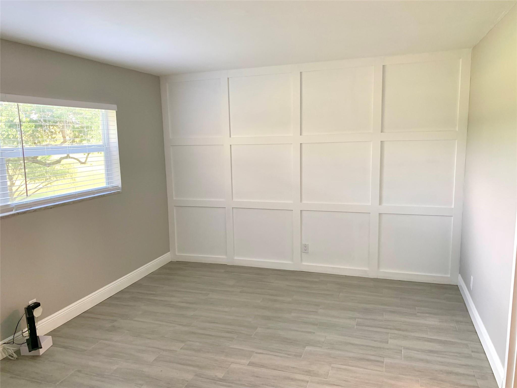 ORIOLE GOLF & TENNIS CLUB - Residential