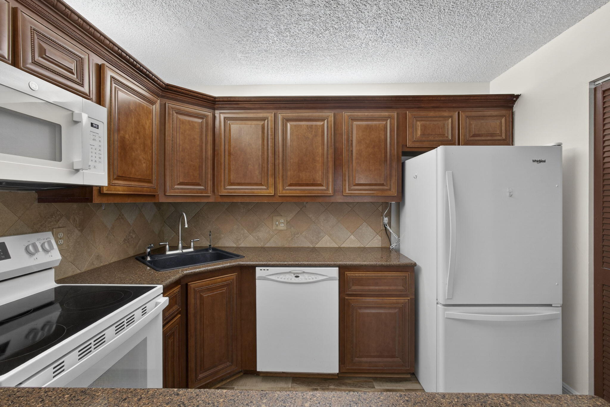 PINE RIDGE III CONDO - Residential