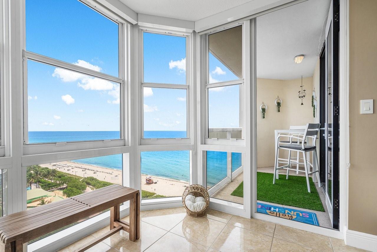 6423 Collins Ave 1608