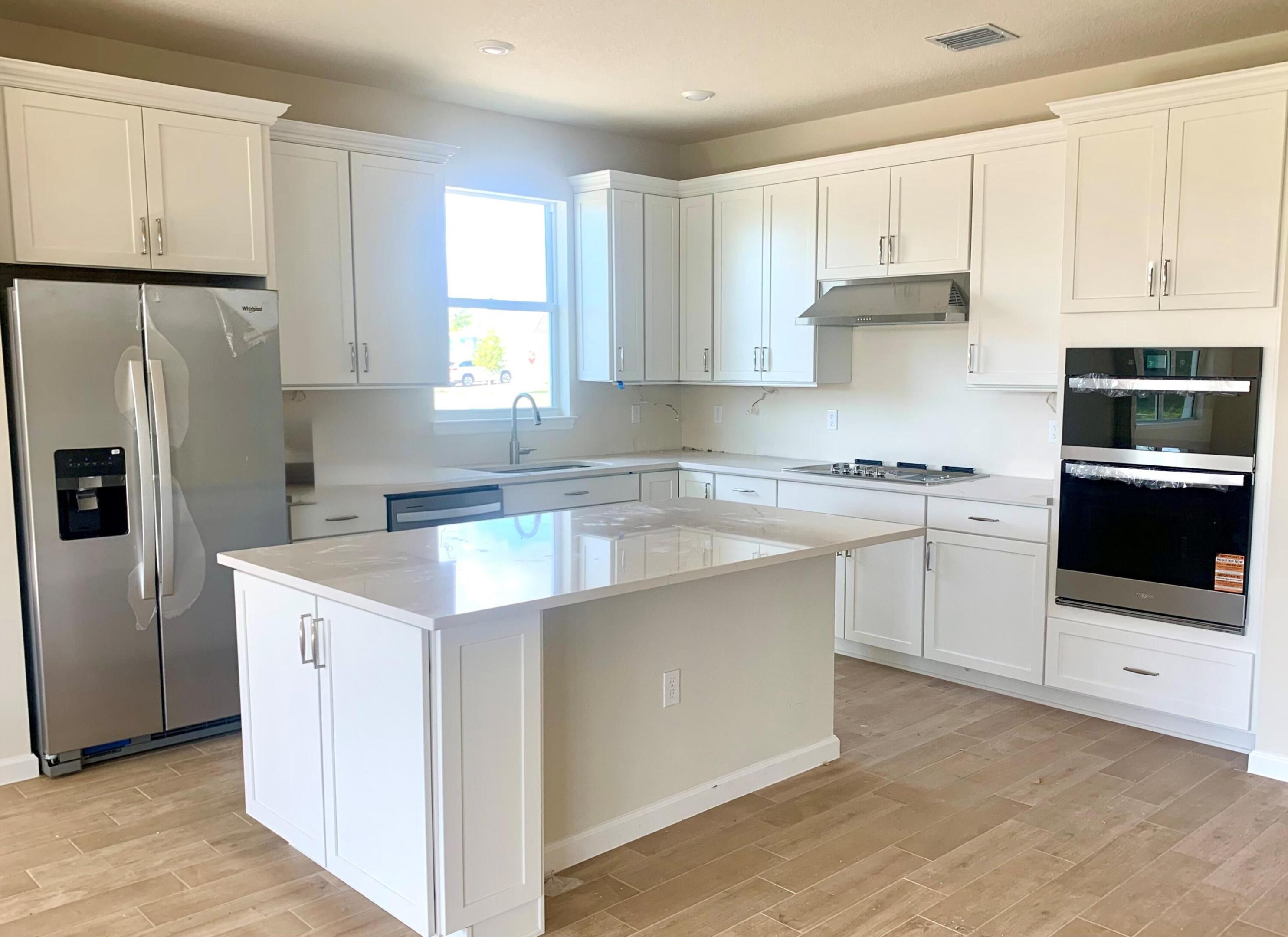 DEL WEBB TRADITION - Residential