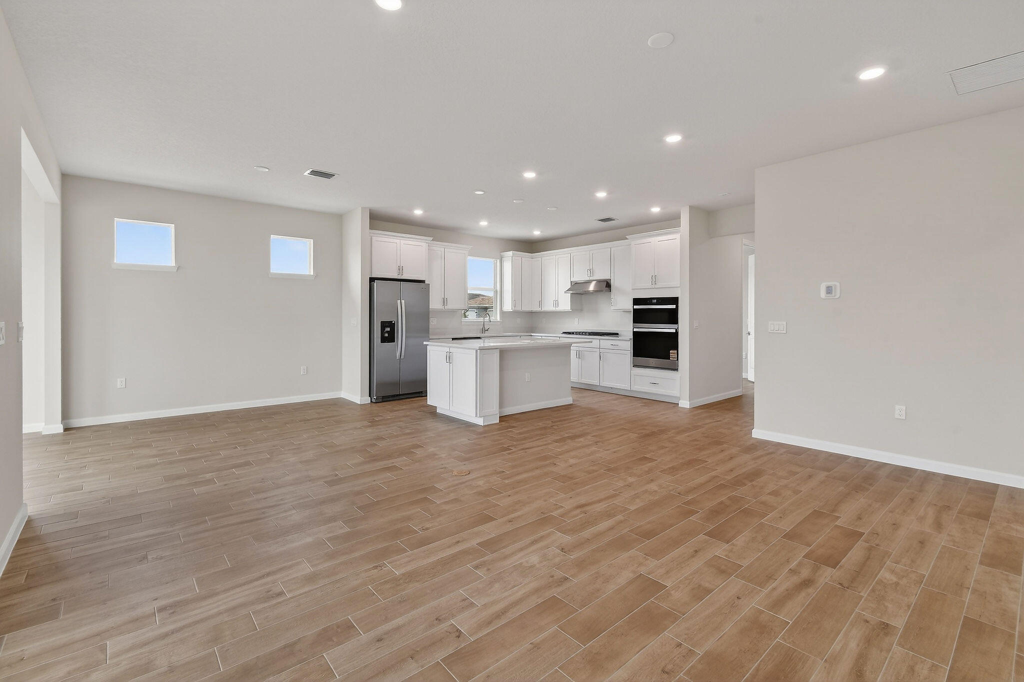 DEL WEBB TRADITION - Residential