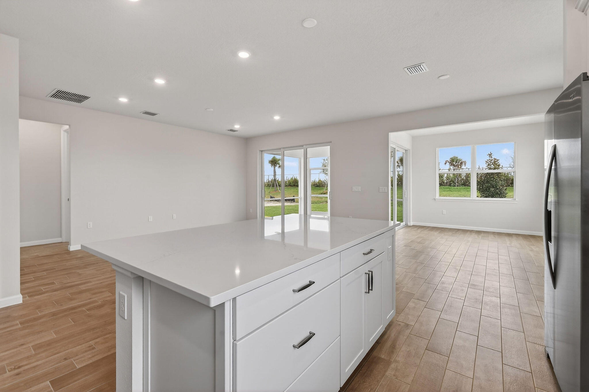 DEL WEBB TRADITION - Residential