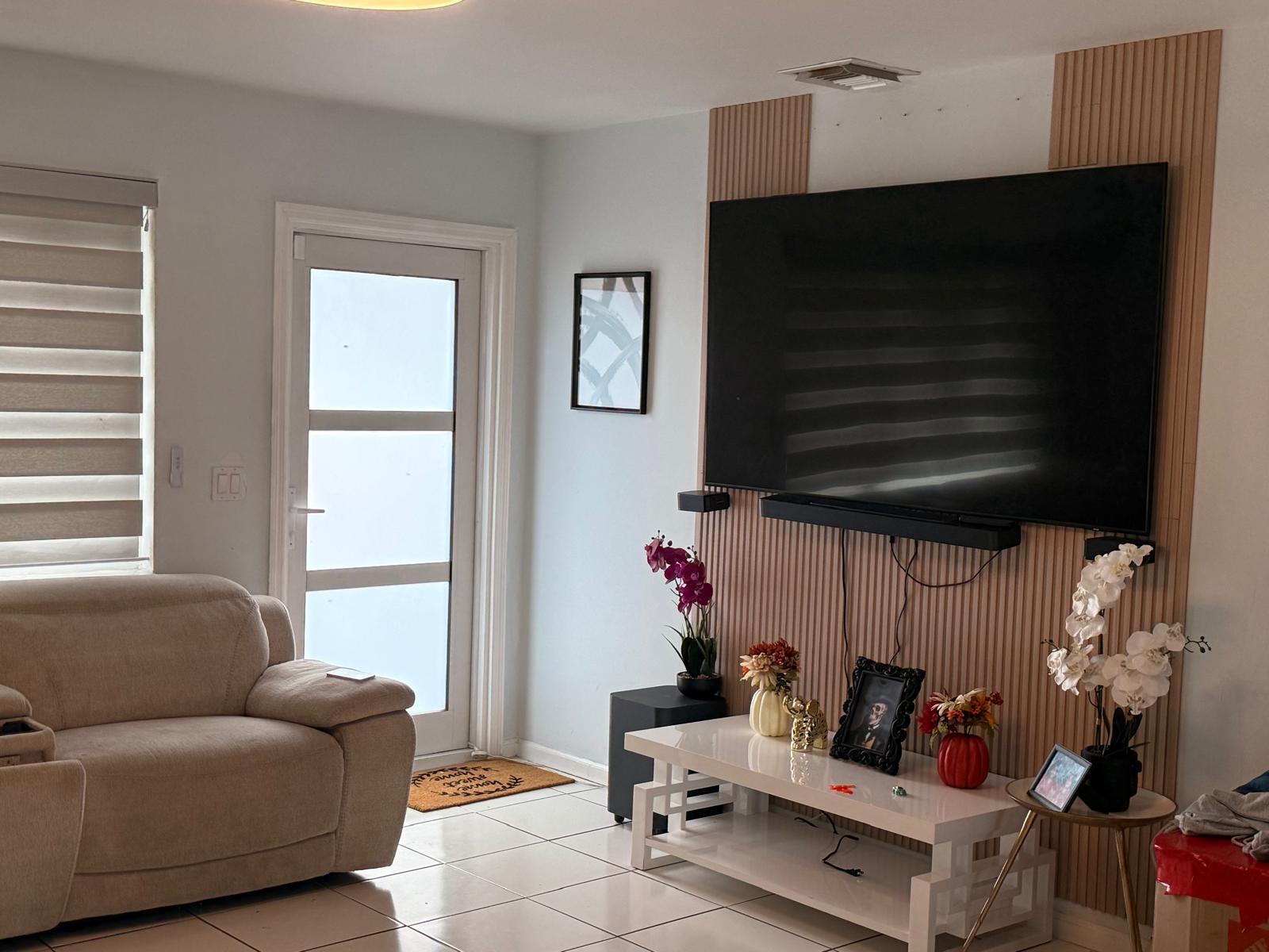 HYPOLUXO VILLAGE 1 - Residential