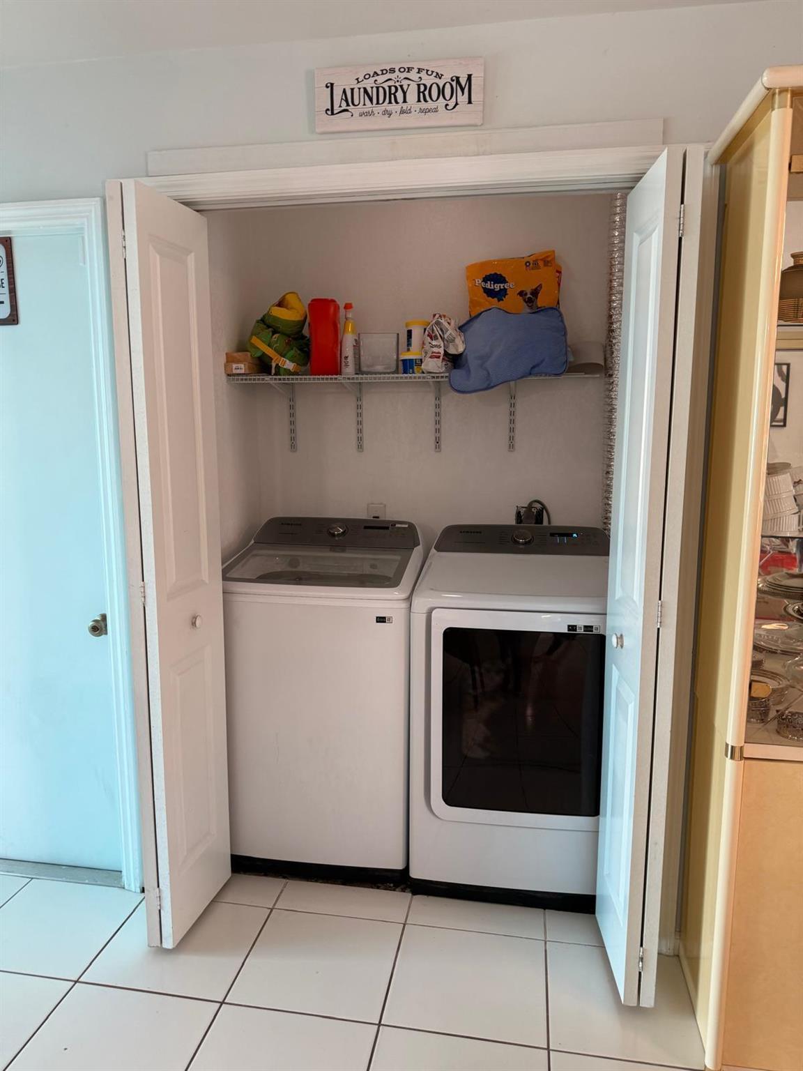 HYPOLUXO VILLAGE 1 - Residential