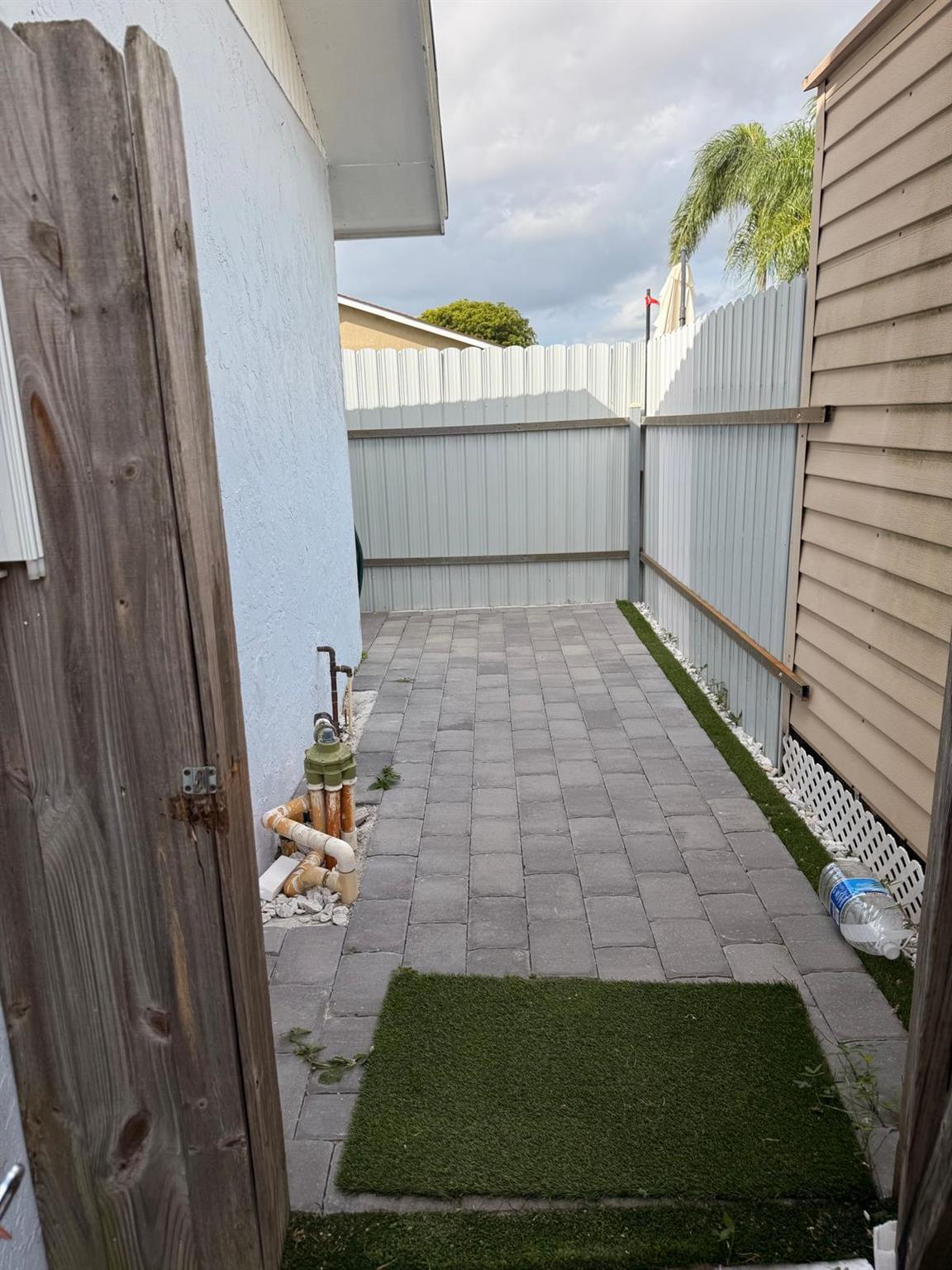 HYPOLUXO VILLAGE 1 - Residential