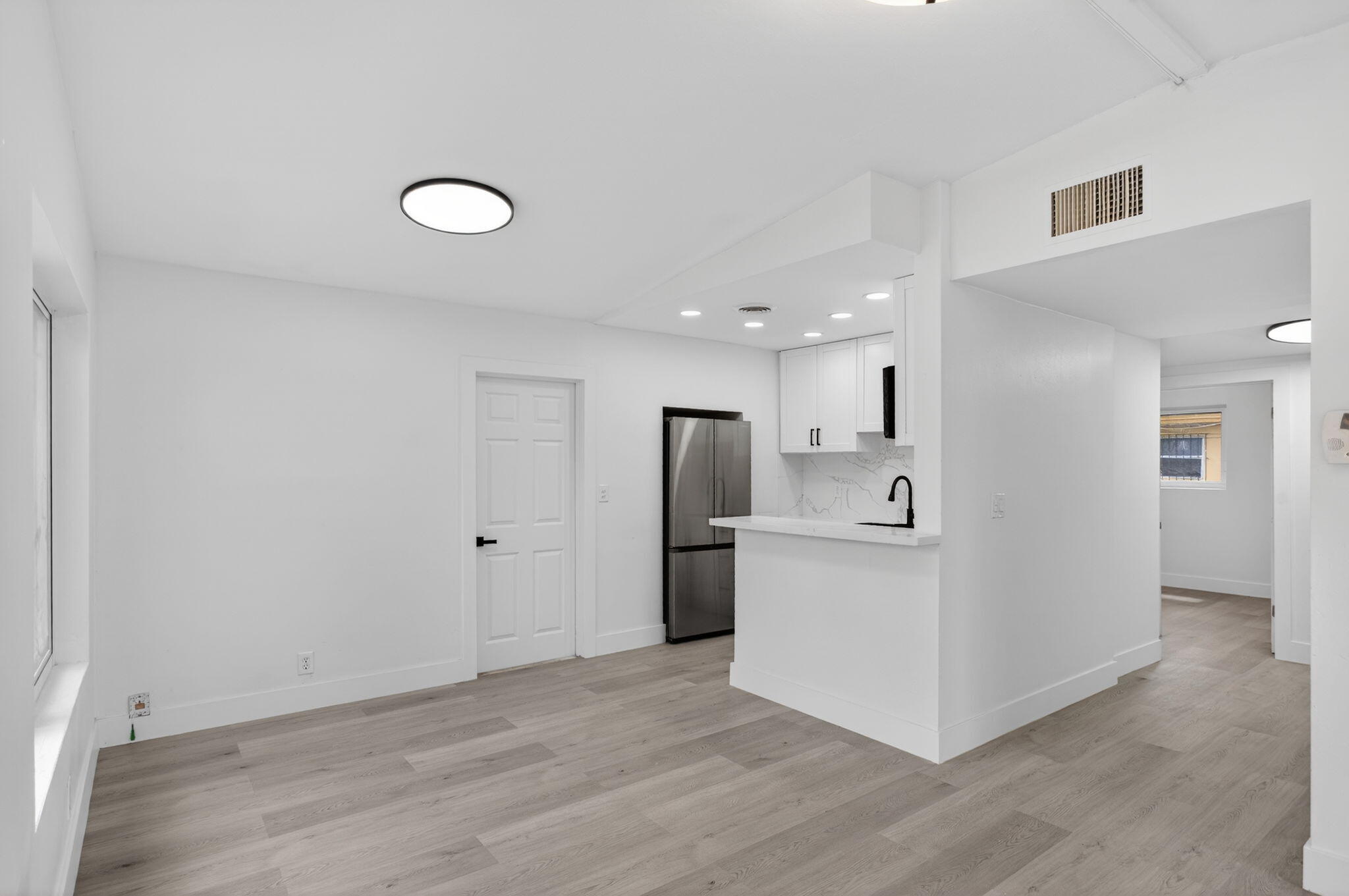 LAKE AIRE ESTATES - Residential