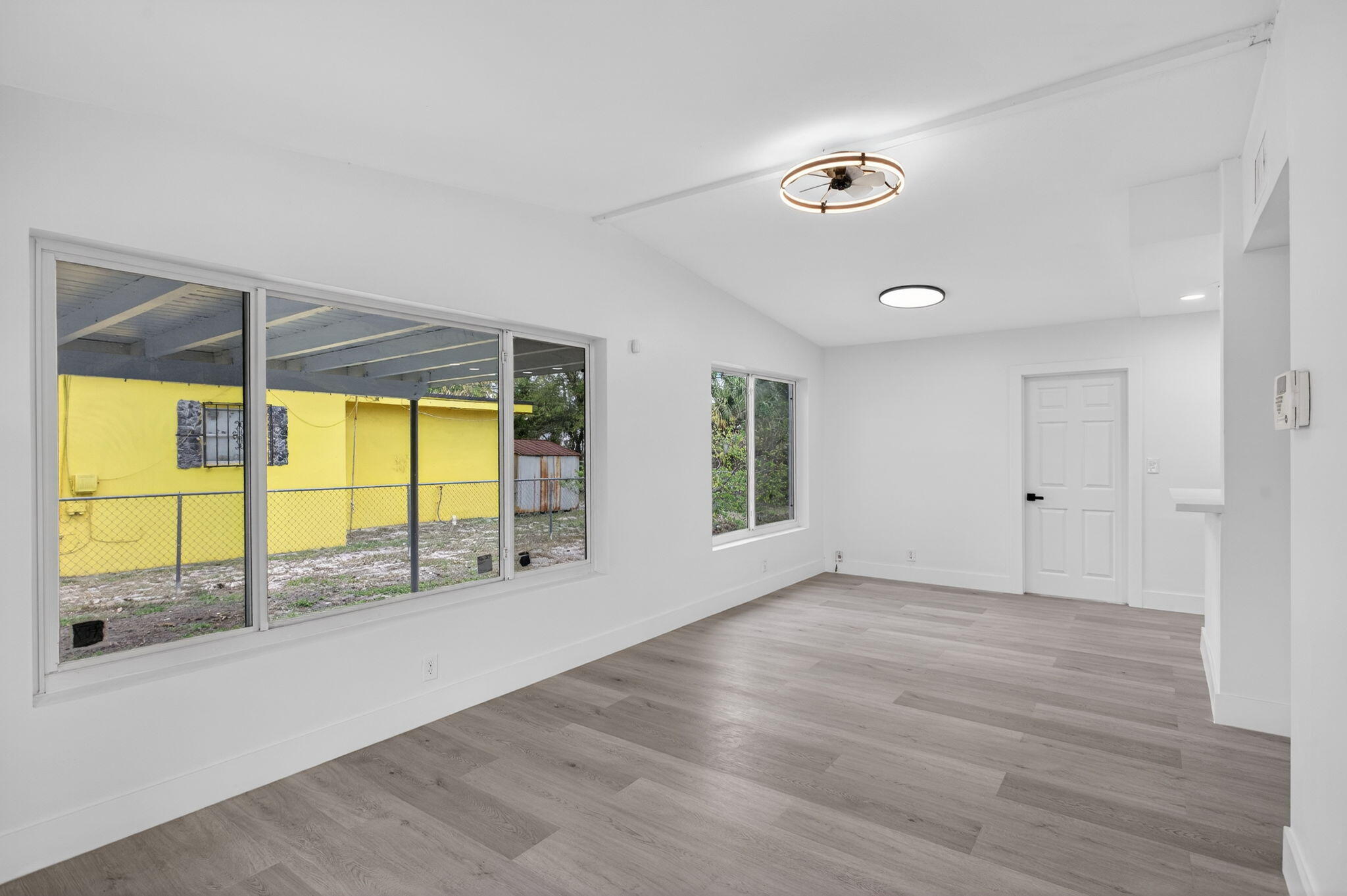 LAKE AIRE ESTATES - Residential