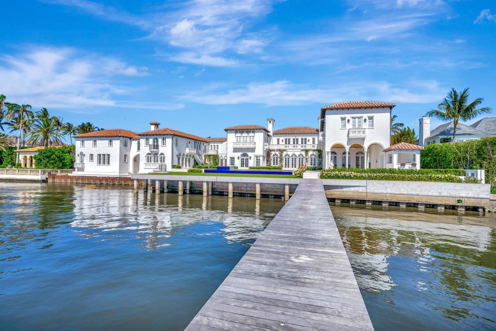 Photo of 800 S County Road, Palm Beach, FL 33480 (MLS # R11148150)