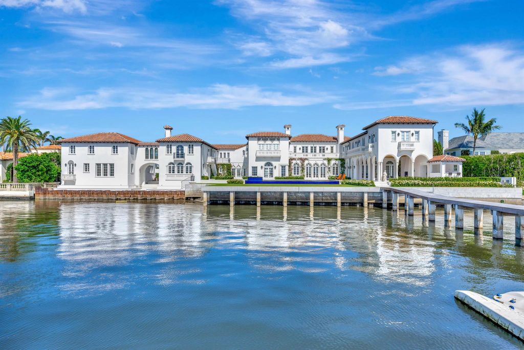 Photo of 800 S County Road, Palm Beach, FL 33480 (MLS # R11148150)