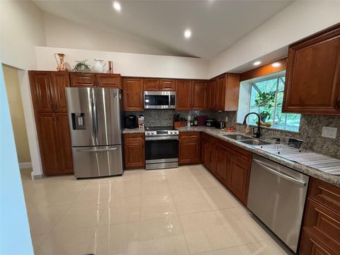 Tiny photo for 9237 9th Place #9237, Plantation, FL 33324 (MLS # F10555477)