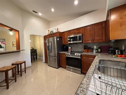 Tiny photo for 9237 9th Place #9237, Plantation, FL 33324 (MLS # F10555477)