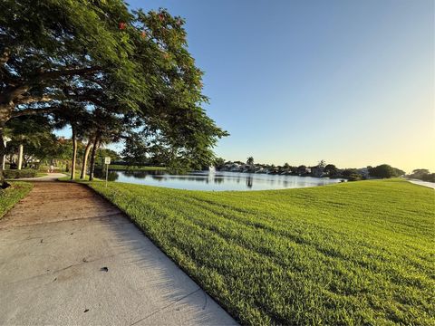 Tiny photo for 9237 9th Place #9237, Plantation, FL 33324 (MLS # F10555477)