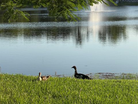 Tiny photo for 9237 9th Place #9237, Plantation, FL 33324 (MLS # F10555477)