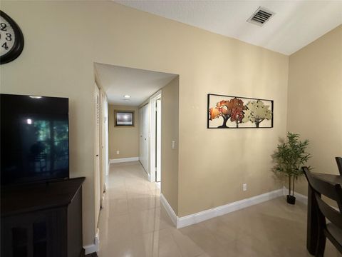 Tiny photo for 9237 9th Place #9237, Plantation, FL 33324 (MLS # F10555477)