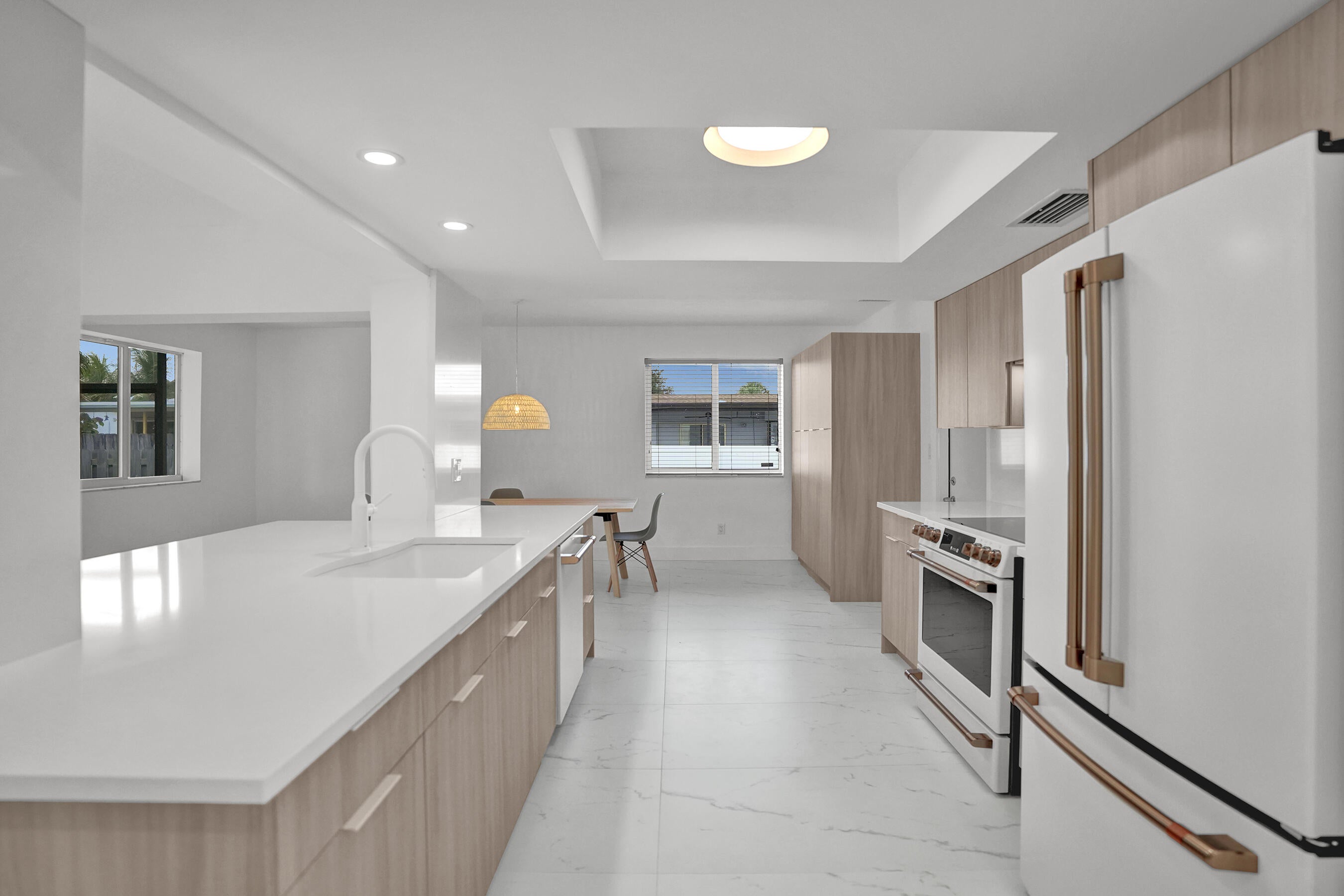 2030 N 54th Avenue, Hollywood FL 33021
