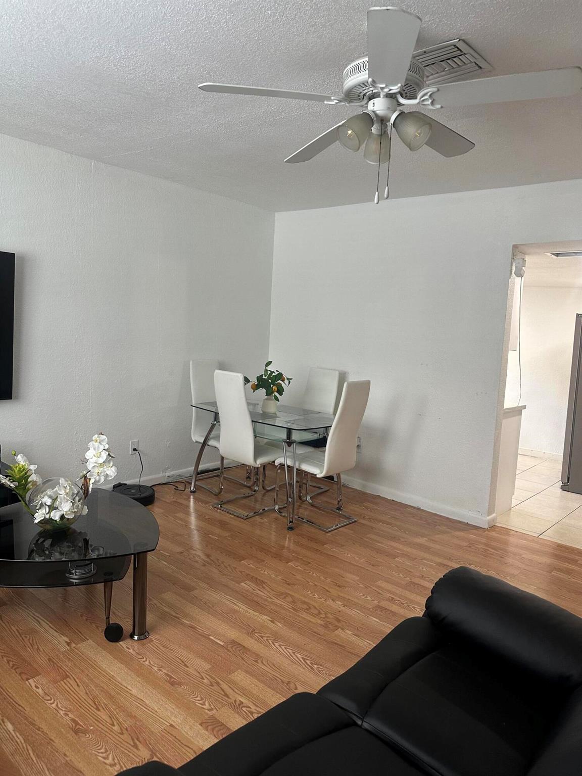 LAKEVIEW HEIGHTS ADD 1 - Residential Lease