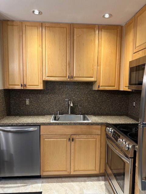 110 Cypress Club Dr 101