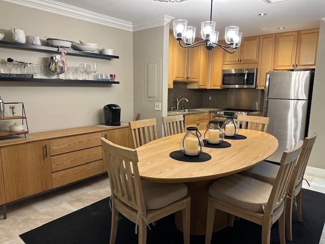 110 Cypress Club Dr 101