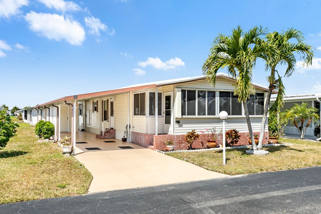 Photo of 48014 Jaruco Bay, Boynton Beach, FL 33436 (MLS # B26016000)