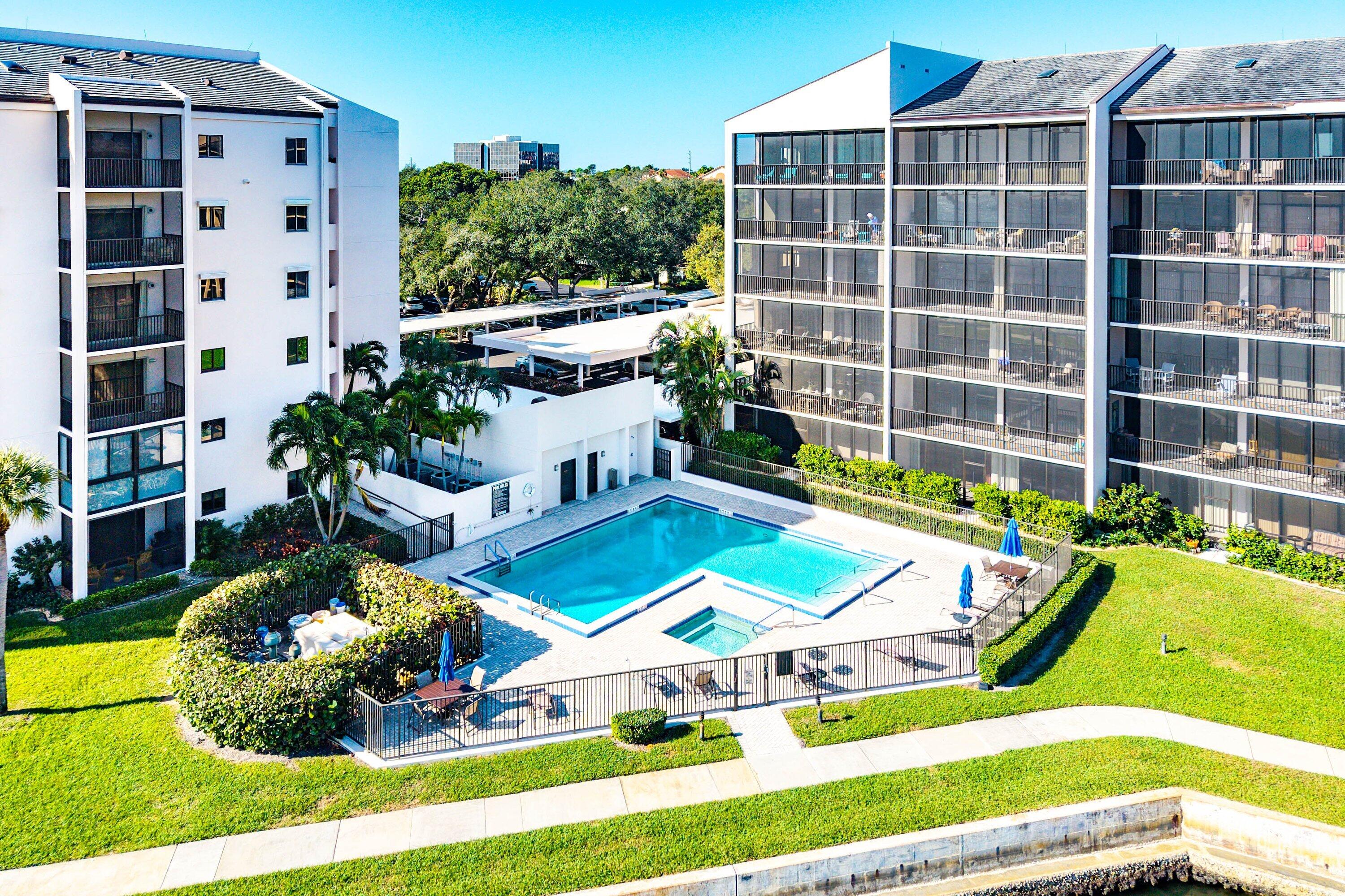 MARINA AT TWELVE OAKS CONDO - Residential