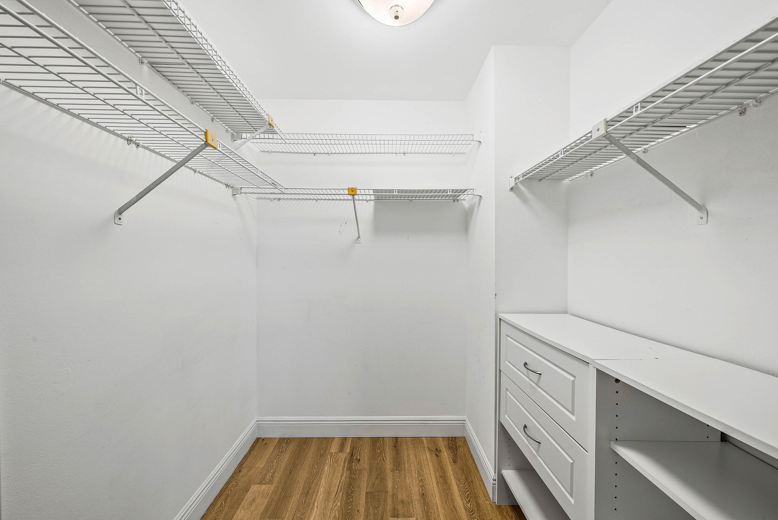 MARINA AT TWELVE OAKS CONDO - Residential