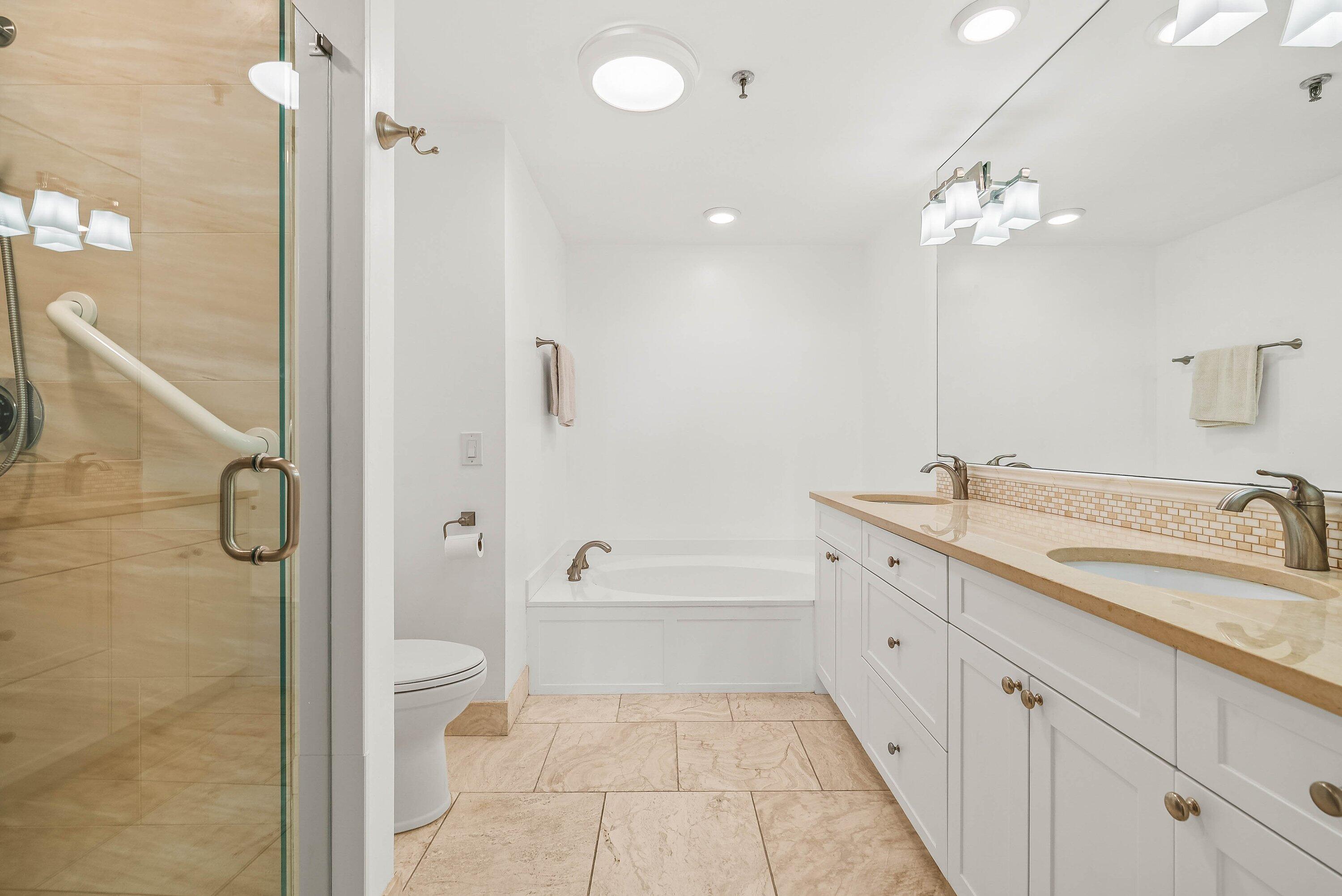 MARINA AT TWELVE OAKS CONDO - Residential