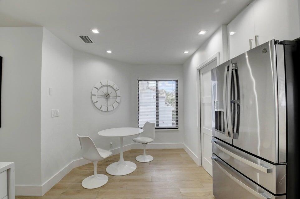 GLENEAGLES CONDO VI - Residential