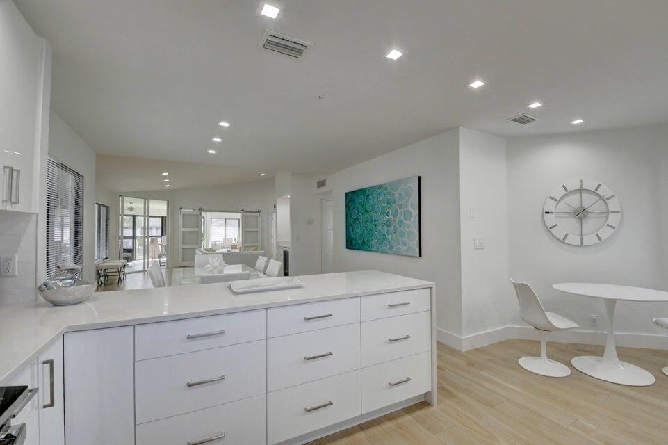 GLENEAGLES CONDO VI - Residential