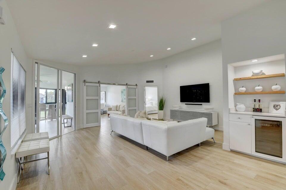 GLENEAGLES CONDO VI - Residential