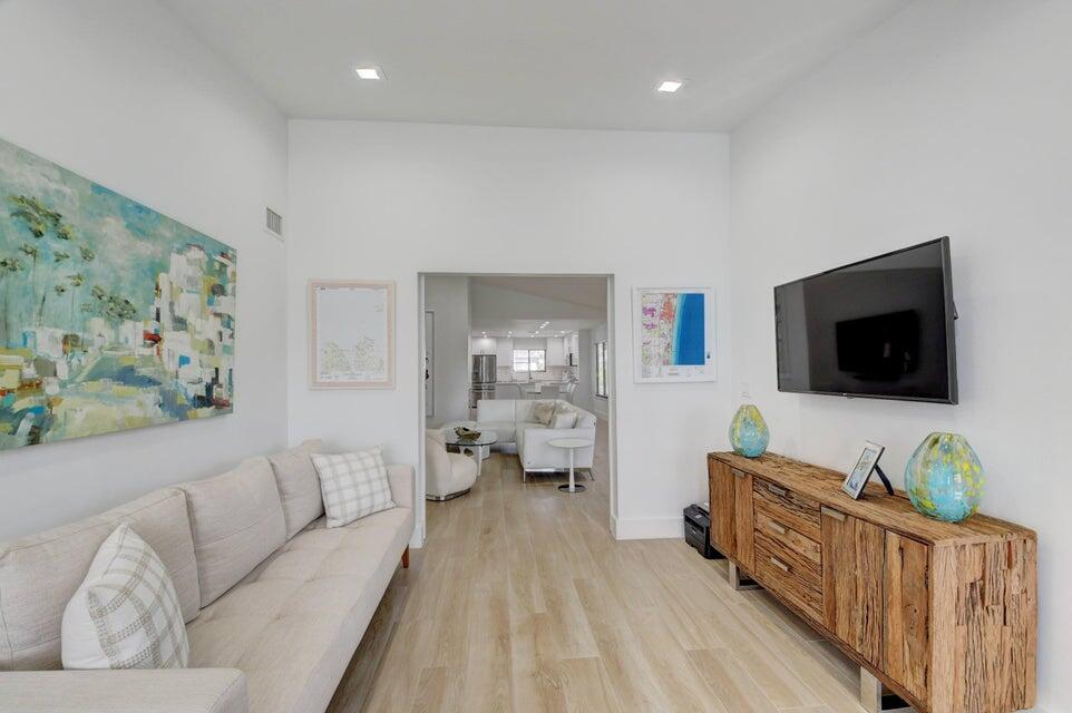 GLENEAGLES CONDO VI - Residential