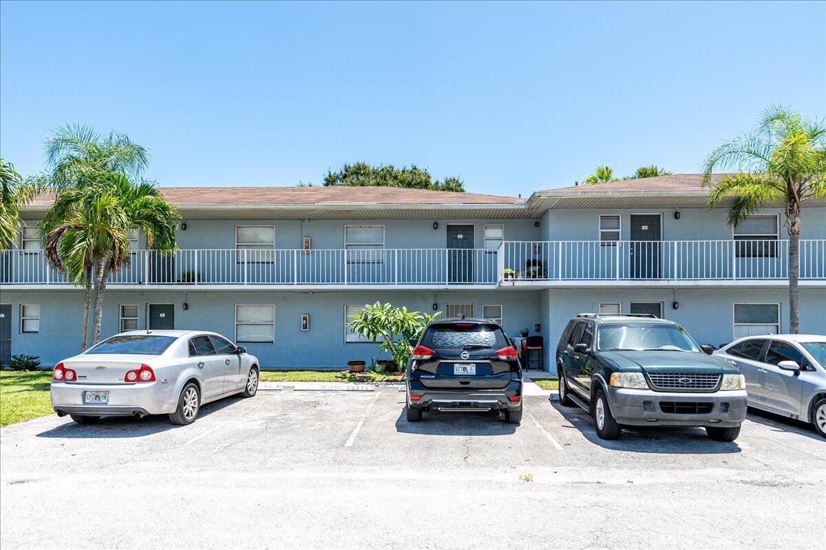 Fantastic Investor Opportunity - No Rental Restrictions! This charming 2 bedroom, 2 bath first-floor condo features a beautifully updated kitchen, a screened porch with peaceful garden views, and easy access to the community pool. Enjoy the convenience of first-floor living in a well-maintained community just off US-1, close to shopping, dining, and more. With no rental restrictions, this unit is perfect for investors, snowbirds, or full-time residents!