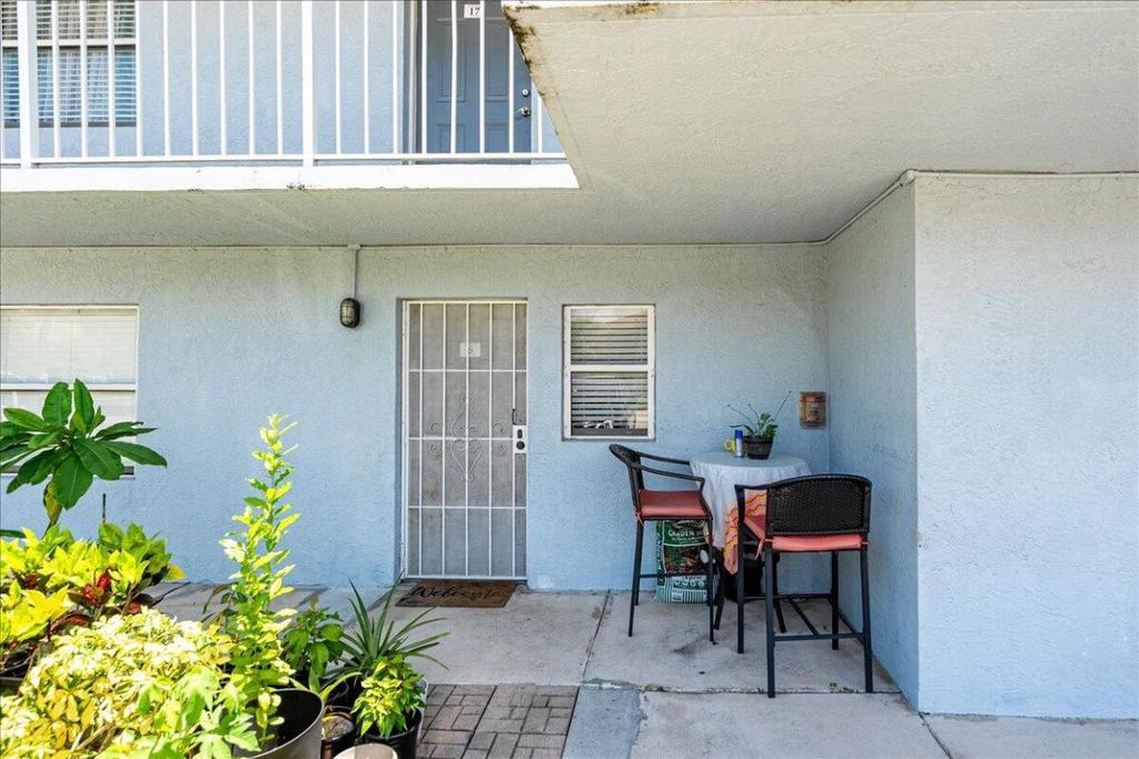 Photo of 605 Ixoria 6a Avenue #6, Fort Pierce, FL 34982 (MLS # R11108873)