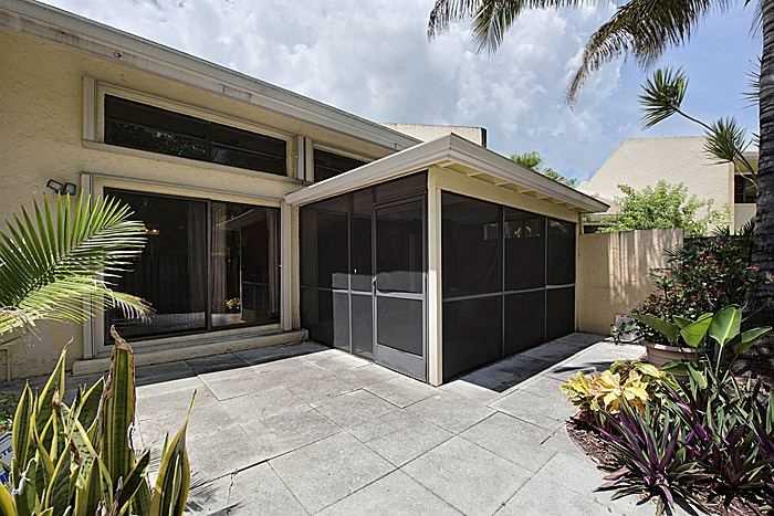 LOFTS OF OAKLAND PARK - Residential