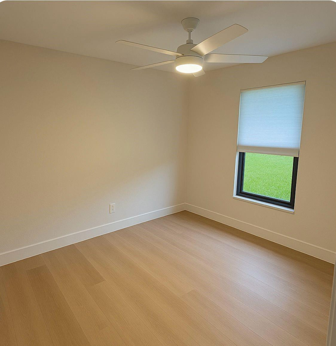 CLASSIC TOWNE HOUSES WEST CONDO - Residential