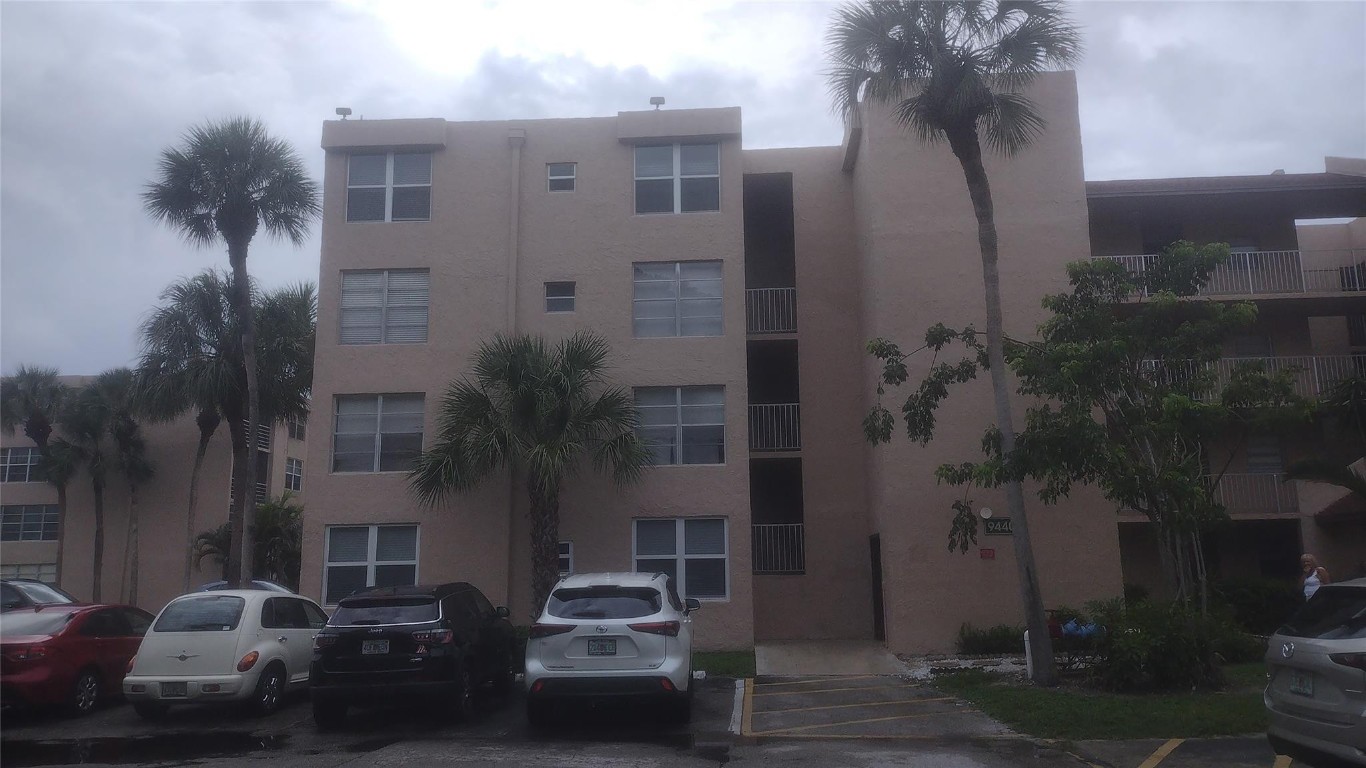 Live Oak Condo Six Of - Residential Lease