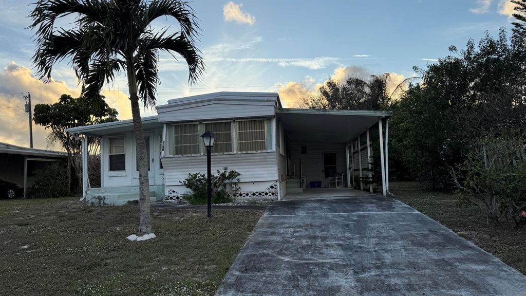 Photo of 7690 SE Eagle Avenue, Hobe Sound, FL 33455 (MLS # R11047344)
