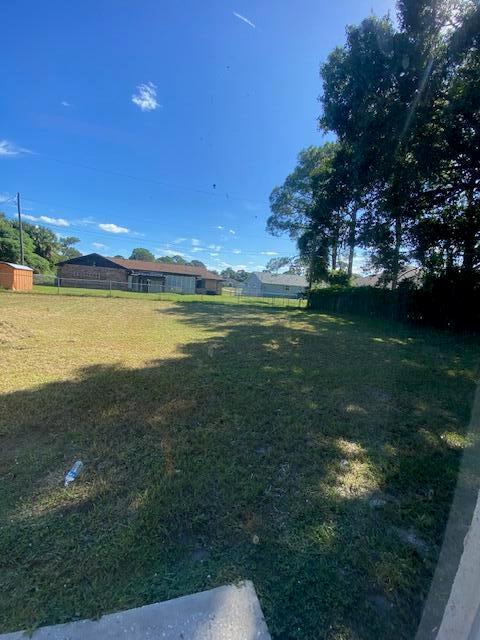 915 Braganza Avenue SE