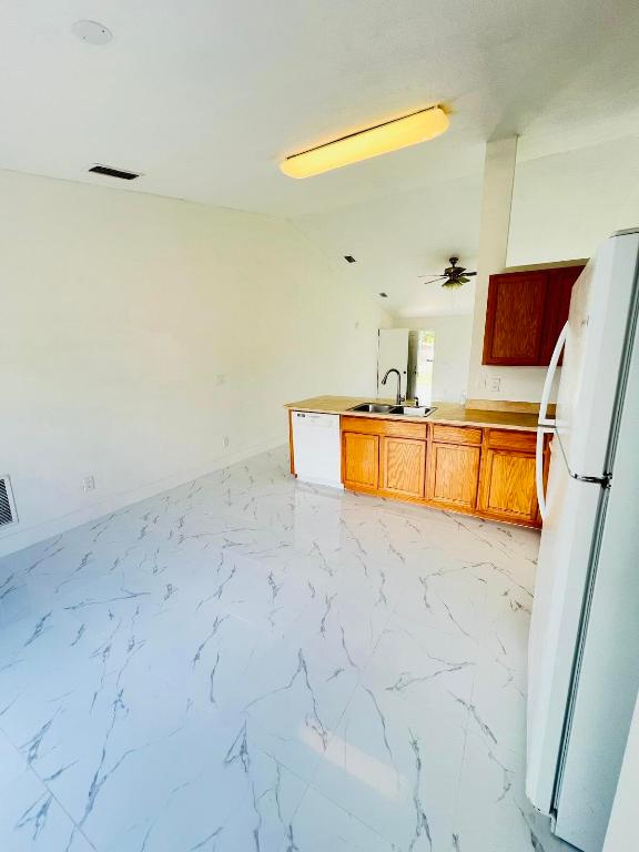 PORT MALABAR UNIT 12 - Residential