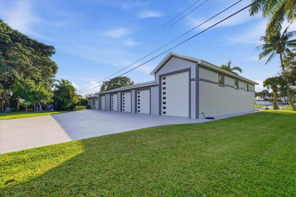 Cardinal Glades - Residential