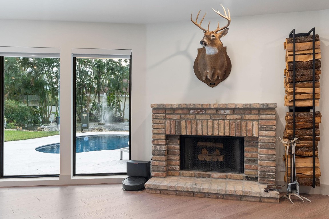 PEBBLE CREEK AT JACARANDA - Residential