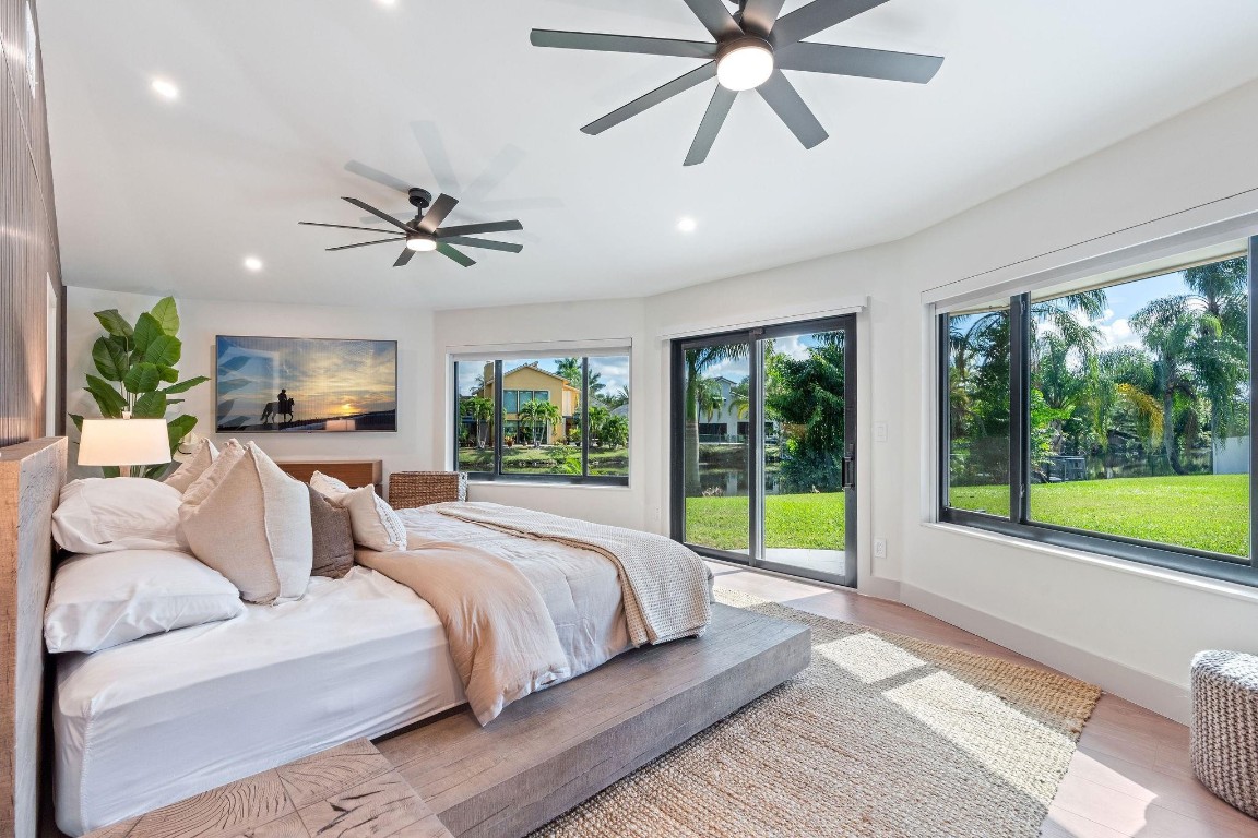 PEBBLE CREEK AT JACARANDA - Residential