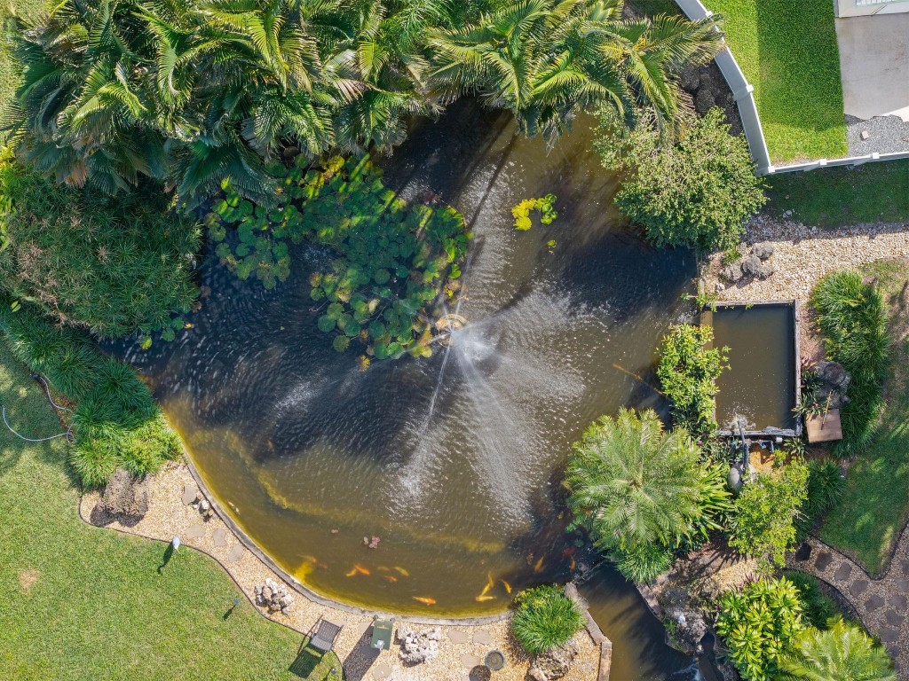 PEBBLE CREEK AT JACARANDA - Residential