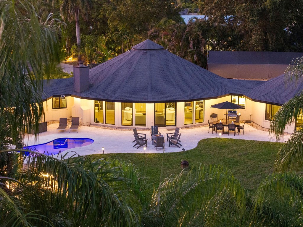 PEBBLE CREEK AT JACARANDA - Residential