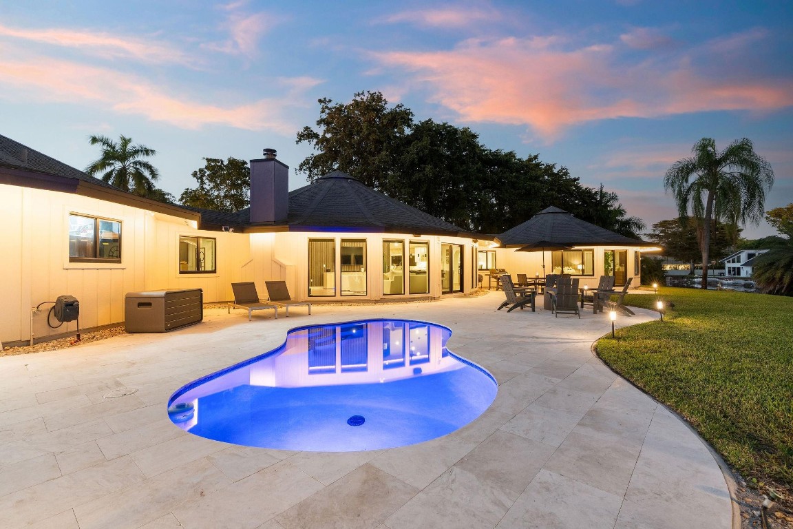 PEBBLE CREEK AT JACARANDA - Residential