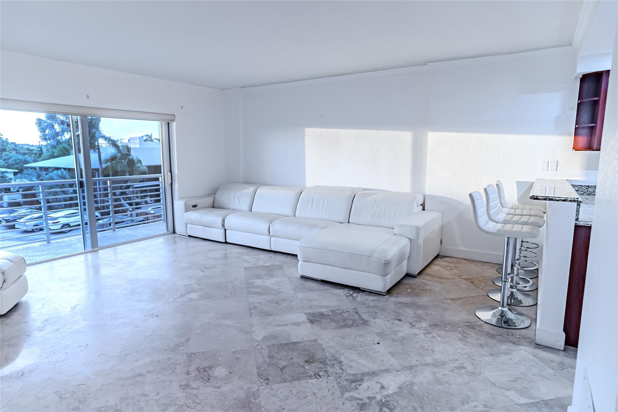 Lauderdale Tower Condo - Residential Lease