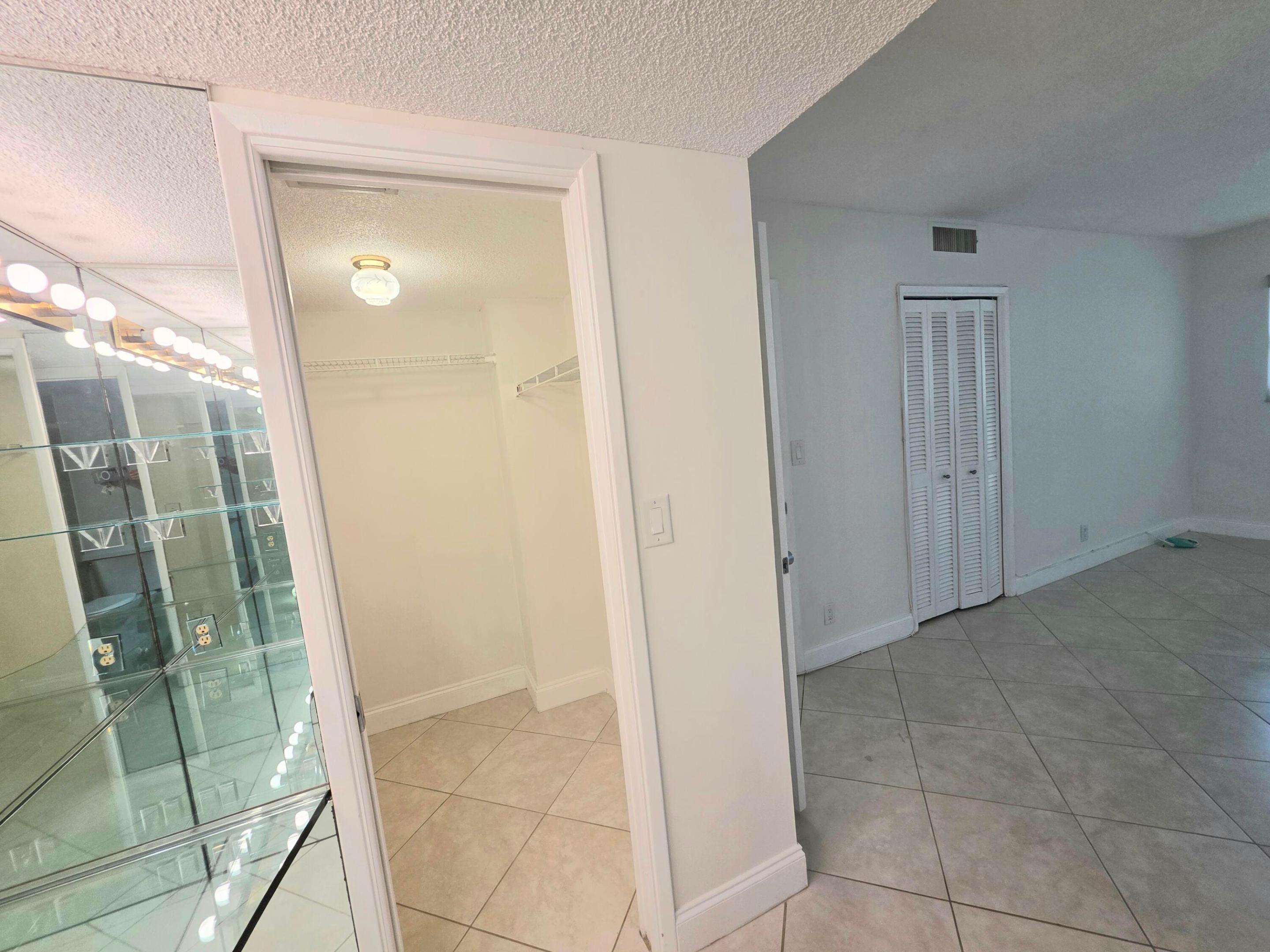 NO 3 PALM-AIRE AT CORAL KEY - Residential Lease