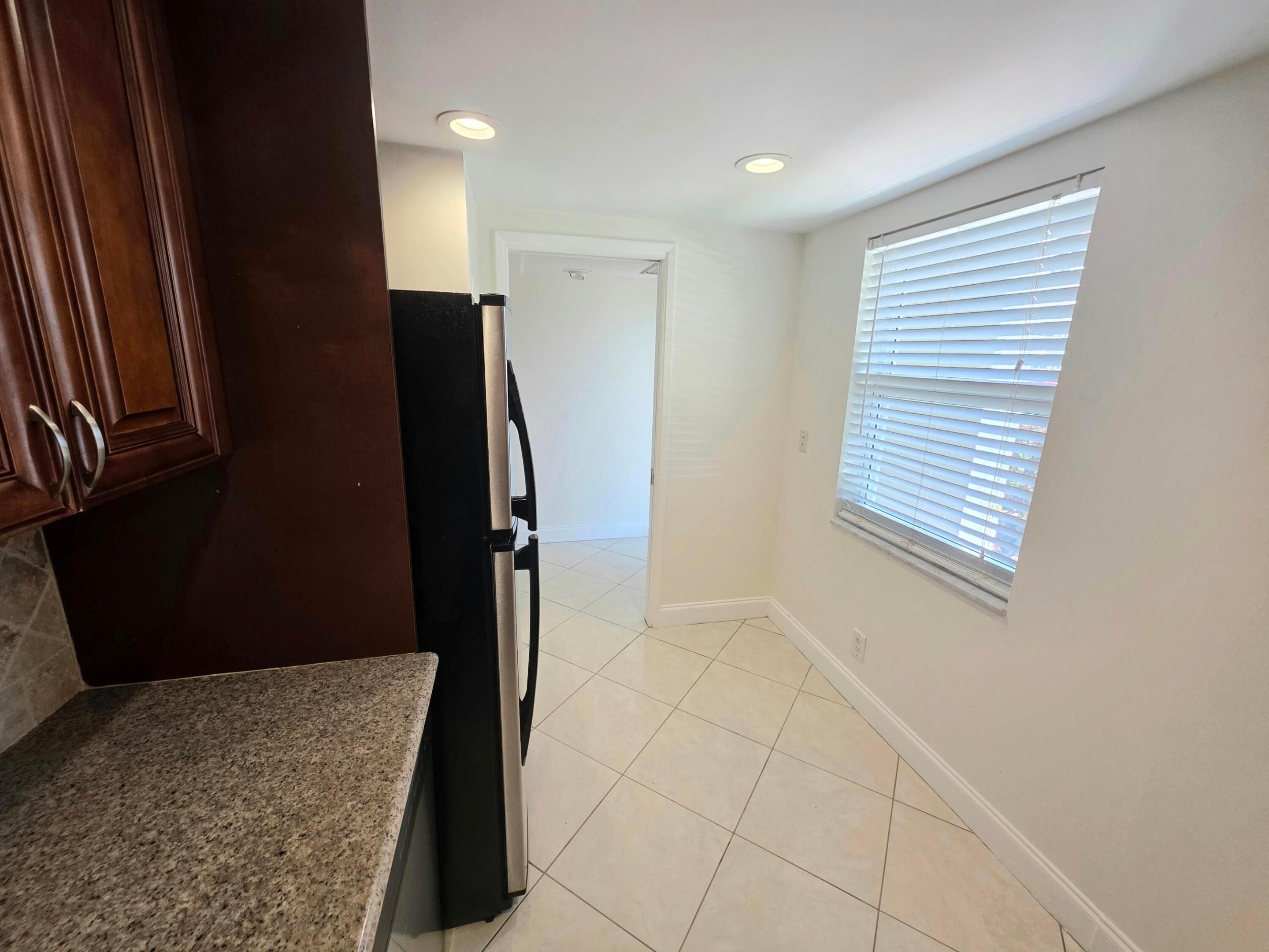 NO 3 PALM-AIRE AT CORAL KEY - Residential Lease