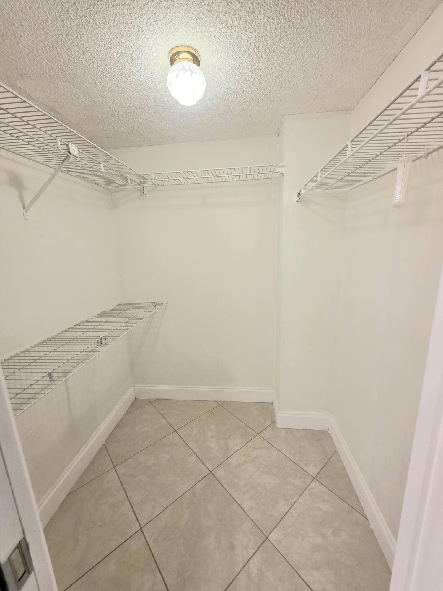 NO 3 PALM-AIRE AT CORAL KEY - Residential Lease