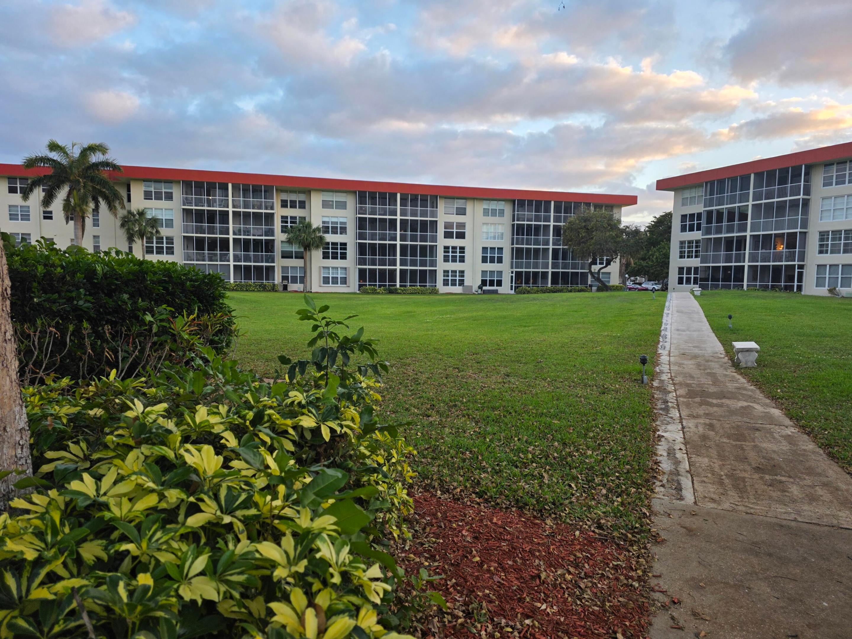 NO 3 PALM-AIRE AT CORAL KEY - Residential Lease