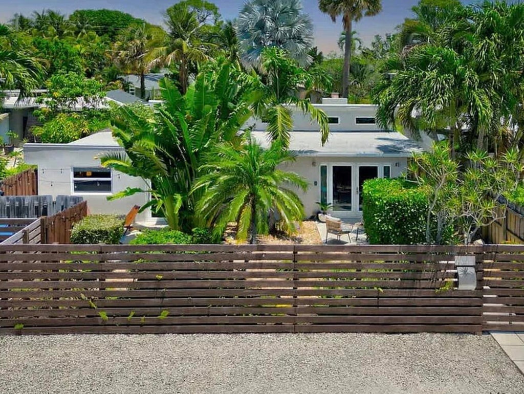 Photo of 1449 NE 23RD Street, Wilton Manors, FL 33305 (MLS # B26081002)